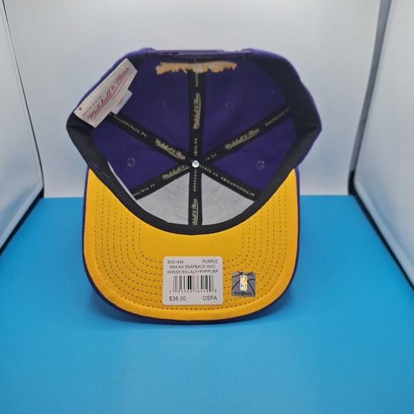 Mitchell & Ness Los Angeles Lakers Purple Snapback Hat Cap Blossom - Picture 8 of 9